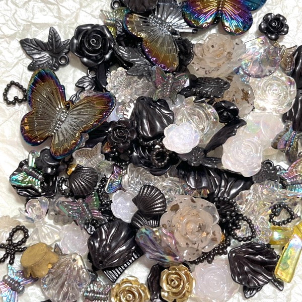 【CraftBeast handmade】Phone case DIY kit - Step2: CHARMS