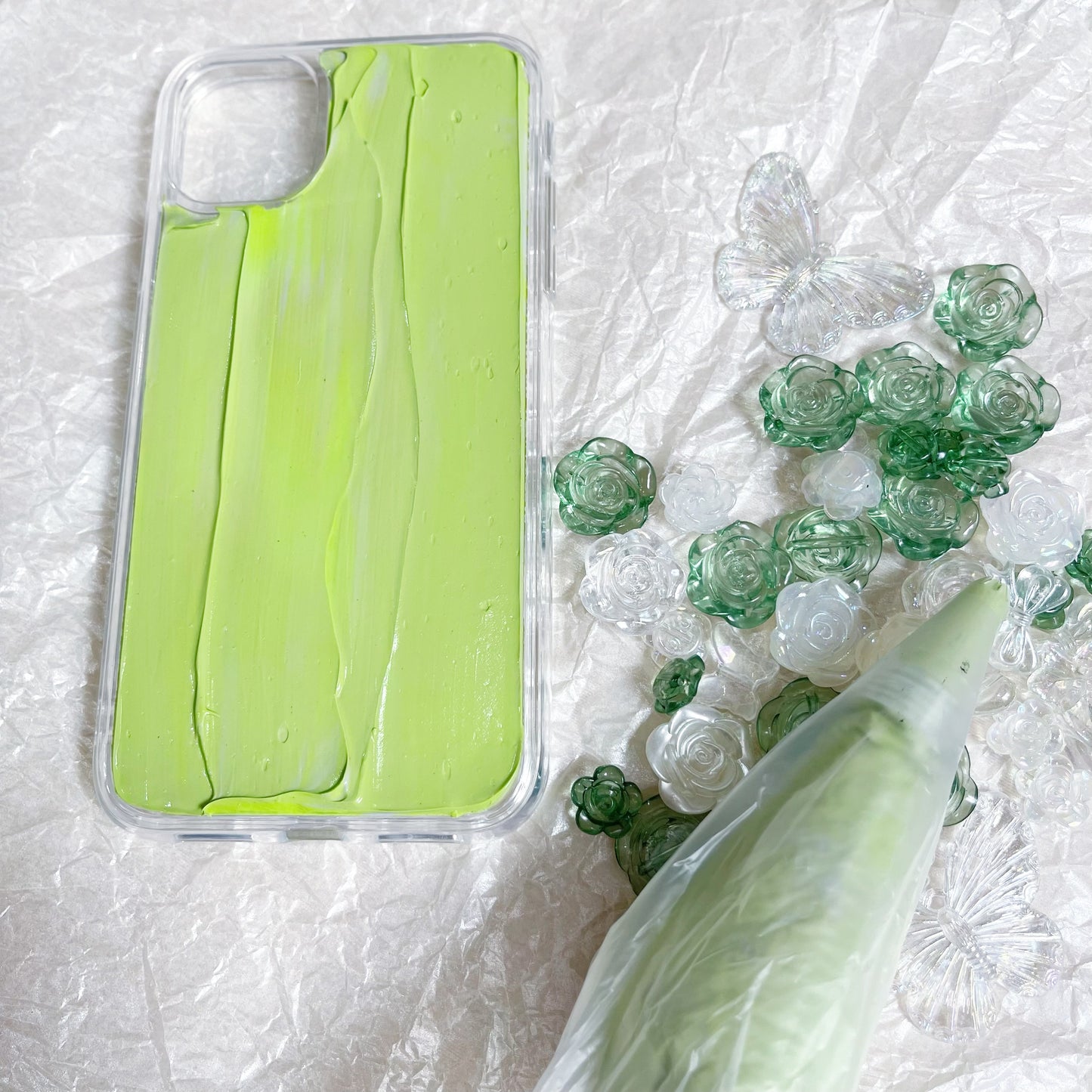 【CraftBeast Ready-made】Elegant Baroque Green Rose phone case